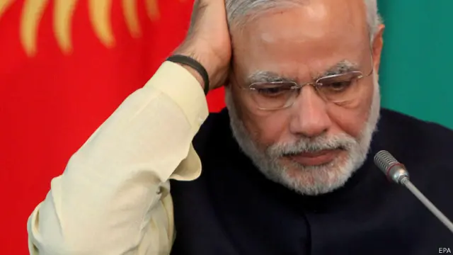 नरेंद्र मोदी