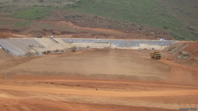 这些中国籍人士前来为阿达尼集团公司的达姆拉港口扩展项目工作