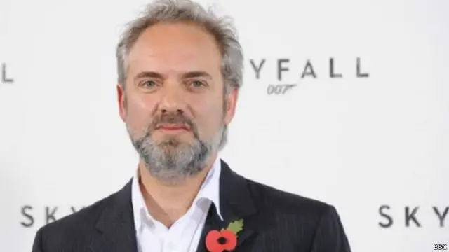 منديز يتمتع بالقدرة على التنقل بين السينما والمسرح وممارسة مهنته في الإخراج بشكل طبيعي في كليهما