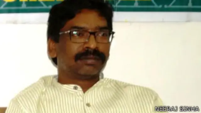 झारखंड के पूर्व मुख्यमंत्री हेमंत सोरेन