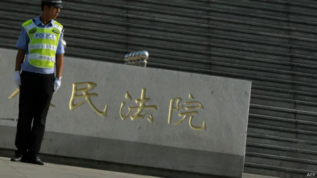 चीनी पुलिस