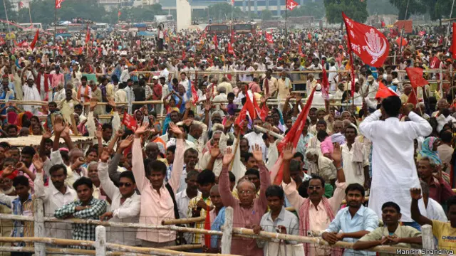 वाम मोर्चा रैली