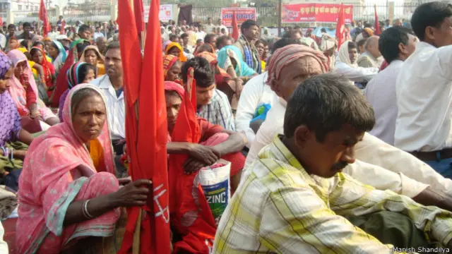 वाम समर्थक