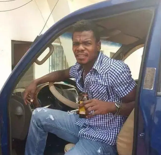 Alex Karmo menyebut dirinya di Laos sebagai "manajer pemain dari Afrika"