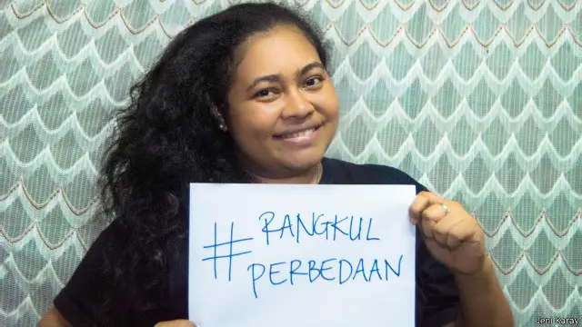Jeni, asal Papua dan beragama Kristen mengikuti kampanye #RangkulPerbedaan lewat media sosial twitter