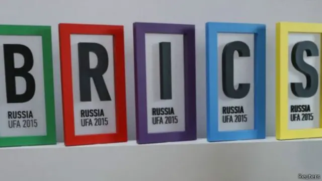 金砖国家说，他们并不是要同世界银行以及国际货币基金组织竞争。