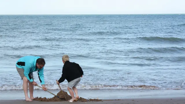 Hava qaraldıqca, həm dənizin səviyyəsi aşağı düşür, həm də hava daha da sərinləşir.