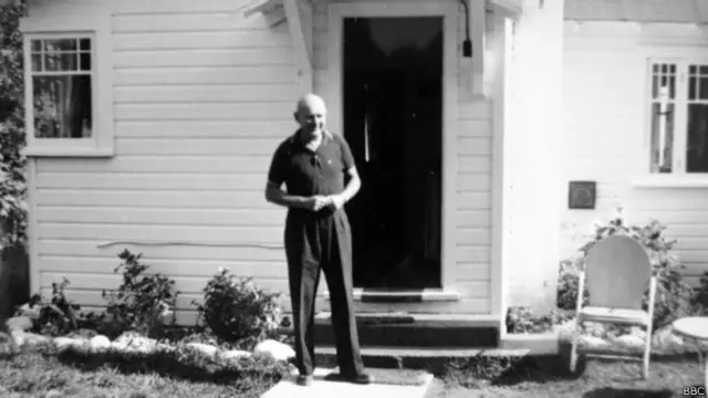 Ерік Робертс