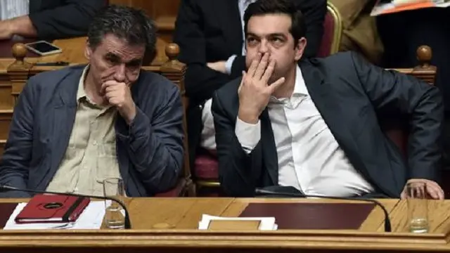 Thủ tướng Alexis Tsipras và Bộ trưởng Tài chính Hy Lạp Euclid Tsakalotos