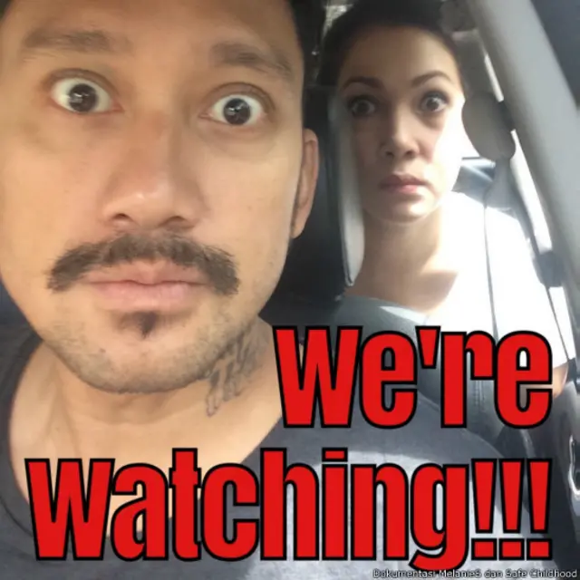 Selain video, sejumlah selebriti juga mengirimkan foto-foto tanda dukungan. 