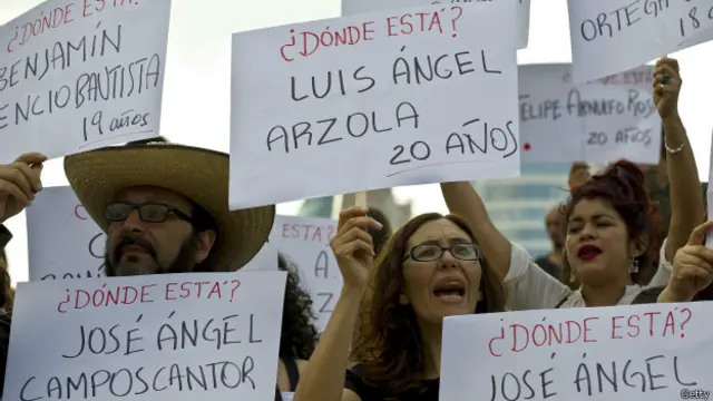 Protesta por los 43 estudiantes desaparecidos