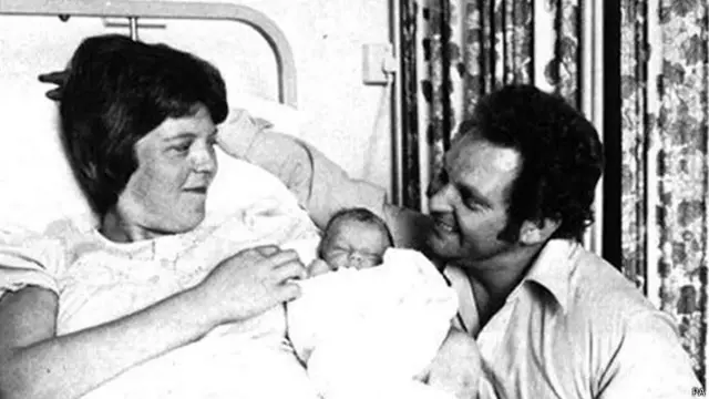 Nacimiento de Louise Brown