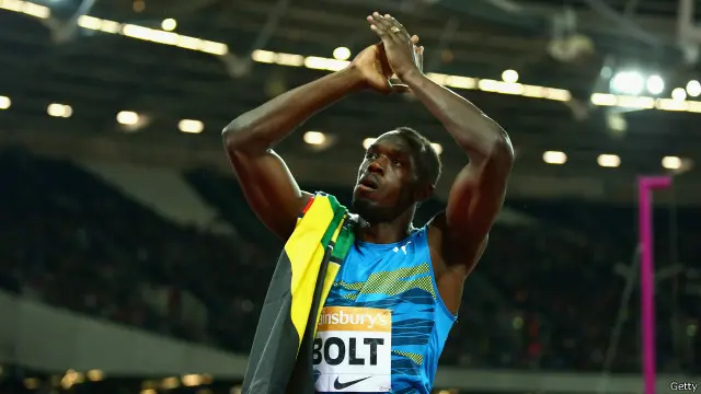 博爾特向觀眾致意