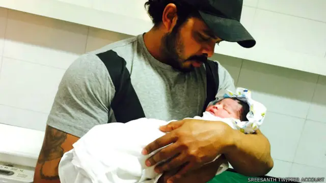 एस श्रीसंत अपनी बेटी के साथ