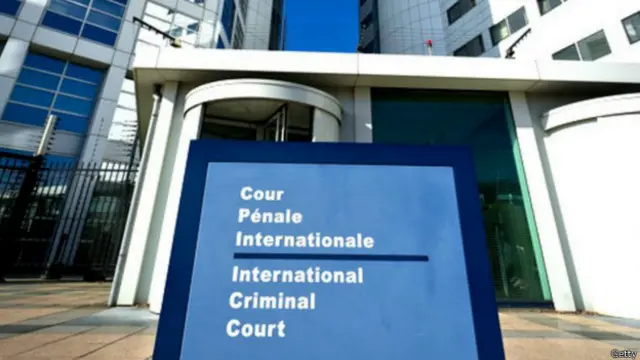 Вхід до Міжнародного кримінального суду у Гаазі