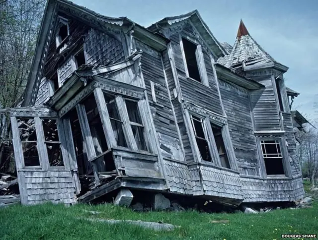 Convocatoria fotográfica "abandonado"