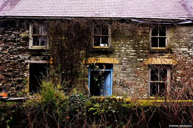 Convocatoria fotográfica "abandonado"