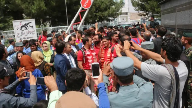 که څه هم افغانستان د راتلونکي میلادی کال نړیوالو لوبو ته لاره ومونده خو تمه دا کېده چې ورسره به افغان لوبډله ددې سیالیو اتلولي هم وګټي او یا به لږ ترلږه دویم مقام خپل کړي. 