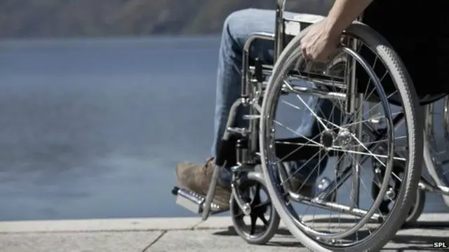 El activista suele dar charlas en escuelas, para hacer entender a los niños cuán impactantes pueden ser sus palabras o acciones.