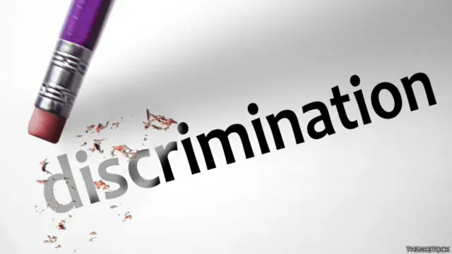 "Al exponer a la gente a la discapacidad puede frenar sus actitudes ante ella", cree.