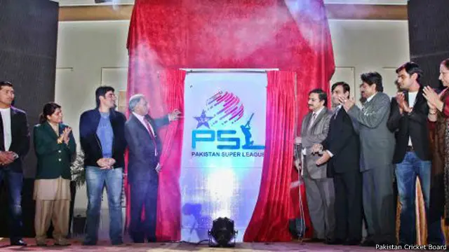 پاکستان سپر لیگ پاکستان کرکٹ بورڈ کا دیرینہ خواب ہے لیکن مختلف وجوہات کی بنا پر اس کے انعقاد میں تاخیر ہوتی رہی ہے(فائل فوٹو)