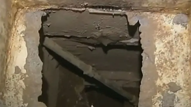 毒枭逃跑的地道