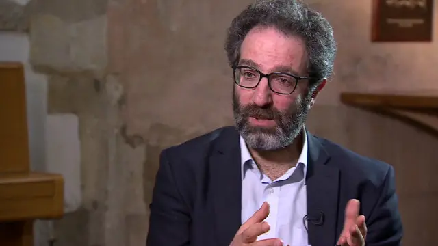  جاناتان کوهن، د (Conciliation Resources) سازمان د پروګرامونو مشر دی.