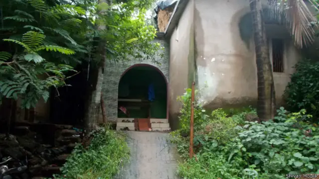 द्युति चांद का घर