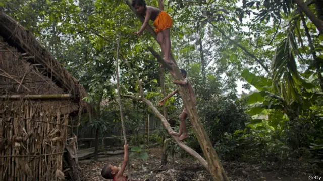 भारत-बांग्लादेश भू-सीमा समझौता, एन्कलेव