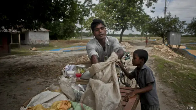 भारत-बांग्लादेश भू-सीमा समझौता, एन्कलेव