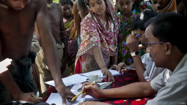 भारत-बांग्लादेश भू-सीमा समझौता, एन्कलेव