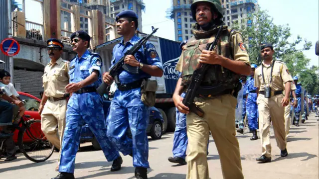 مدراس ہائی کورٹ نے اپنے مشاہدے میں کہا ہے کہ اس طرح کے احتجاجوں اور مظاہروں سے روزمرہ کی زندگی میں رخنہ پڑتا ہے