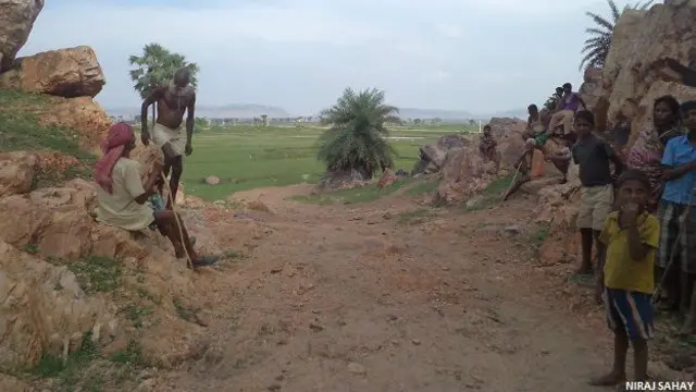  راستہ بن جانے سے قریبی دیہات کا فاصلہ سات کلومیٹر سے کم ہو کر دو سے ڈھائی کلومیٹر تک رہ گیا ہے