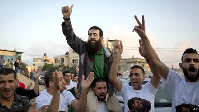 خضر عدنان، عضو جهاد اسلامی، با دست زدن به اعتصاب غذا دو بار اسرائیل را وادار کرد او را آزاد کند