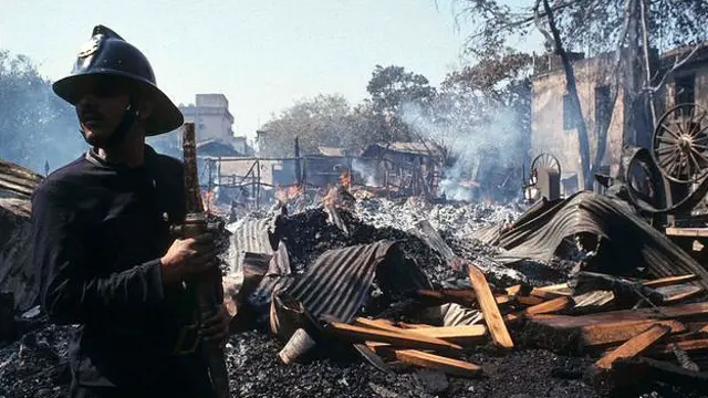 मुंबई धमाका