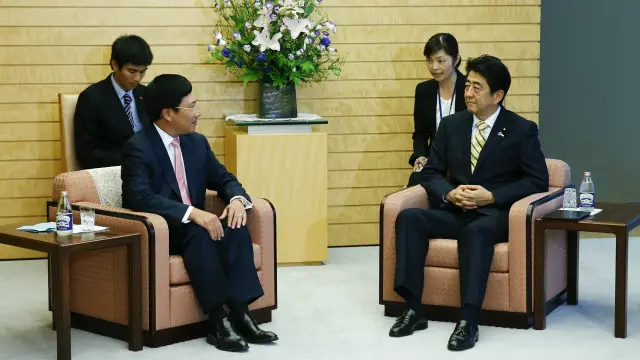 Ông Phạm Bình Minh đã gặp Thủ tướng Nhật Bản Shinzo Abe hôm 30/7 tại Tokyo.