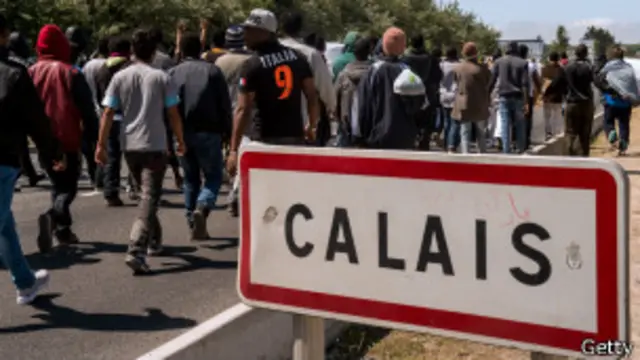 campamento de refugiados en Calais, Francia.