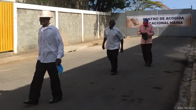 Este lugar donde el gobierno dominicano da los carnets de residencia será también centro de detención cuando comiencen las deportaciones.