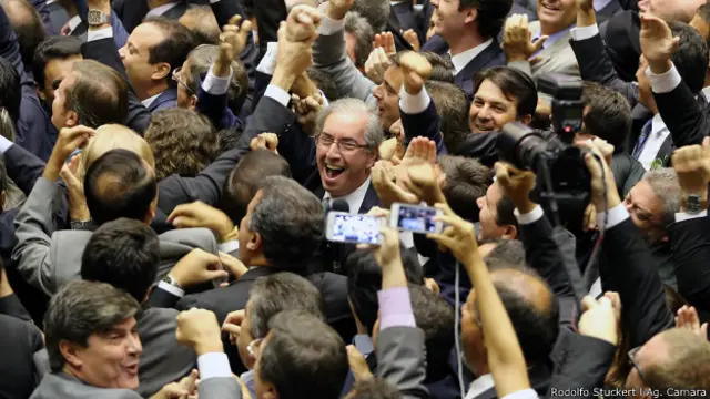 Eduardo Cunha conmemora su elección como presidente de la cámara brasileña de Diputados en febrero.