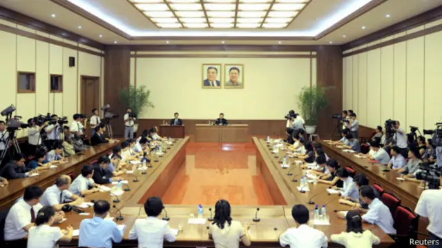 کشیش کانادایی در جریان یک نشست خبری در پایتخت کره شمالی اتهام تلاش برای براندازی را پذیرفت