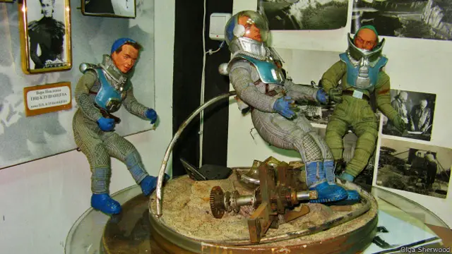 Куклы к фильмам Павла Клушанцева "Дорога к звездам" и "Планета бурь"