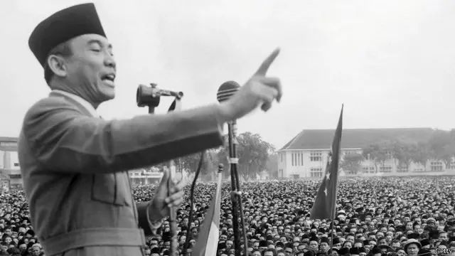 Pada tahun 2001 lalu, Yayasan Pendidikan Soekarno juga memberikan penghargaan yang sama kepada Kim Il-sung, bertepatan dengan peristiwa 100 tahun kelahiran Bung Karno.