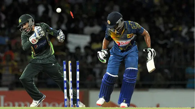 سری لنکا نے 6 وکٹوں کے نقصان پر 172 رنز بنائے۔ سیریز کے پہلے میچ میں پاکستان نے سری لنکا کو 29 رنز سے شکست دی تھی۔