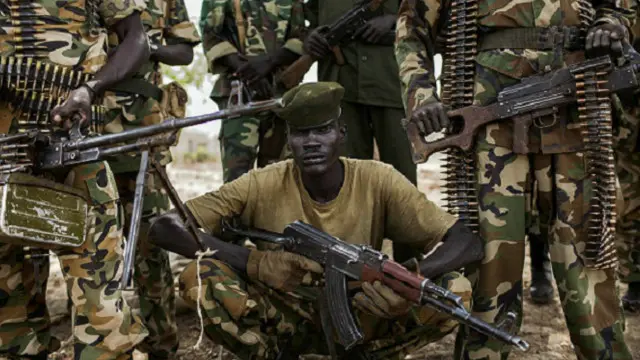 اتفق طرفا الصراع على هدنات متعددة لكنها نقضت جميعا