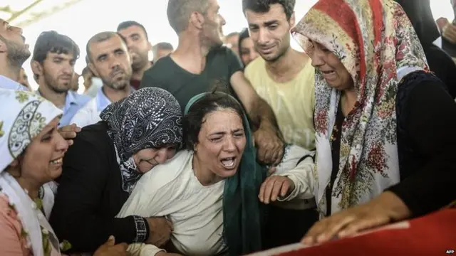 حمله انتحاری در شهر سوروچ یکی از مرگبارترنی حملات در تاریخ اخیر ترکیه است