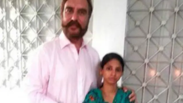 انصار برنی نے گیتا کو بھارت میں ان کے خاندان کو تلاش کرکے ملانے کی مہم چھیڑ رکھی ہے