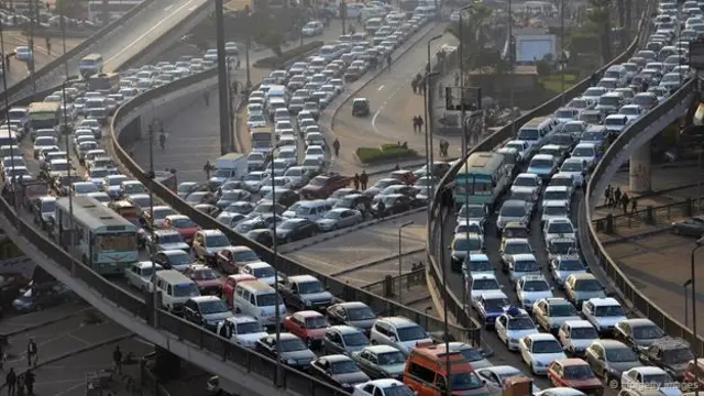 開羅市往返的上班族必須面對交通擁堵的路段(圖片來源:AFP/Getty Images)