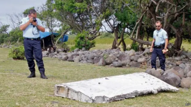 疑似MH370机翼残件将在法国图卢兹接受分析检测