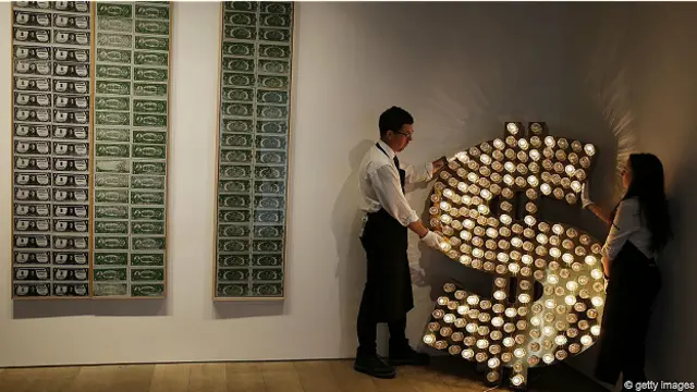 Неужели наступит время, когда наличные можно будет найти только в музее?