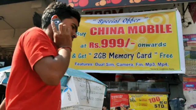 "Los teléfonos más baratos pueden ser más difíciles de actualizar por las factores esenciales del sistema operativo para reforzar la seguridad", dice el experto Alan Woodward.